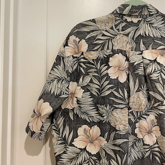 Tori Richard Vintage Aloha Shirt Made In Hawaii - Picture 6 of 8